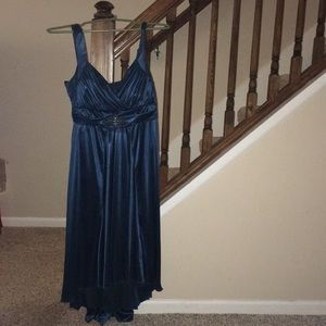 Turquoise dress. Size large.